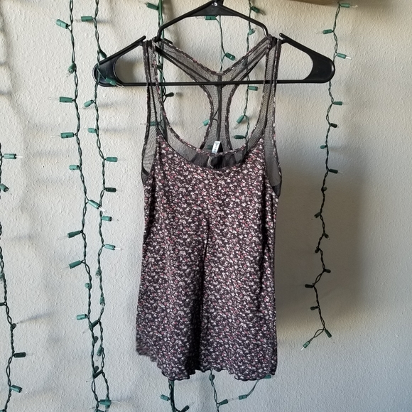 Urban Outfitters kimchi blue floral tank lace - Picture 2 of 6
